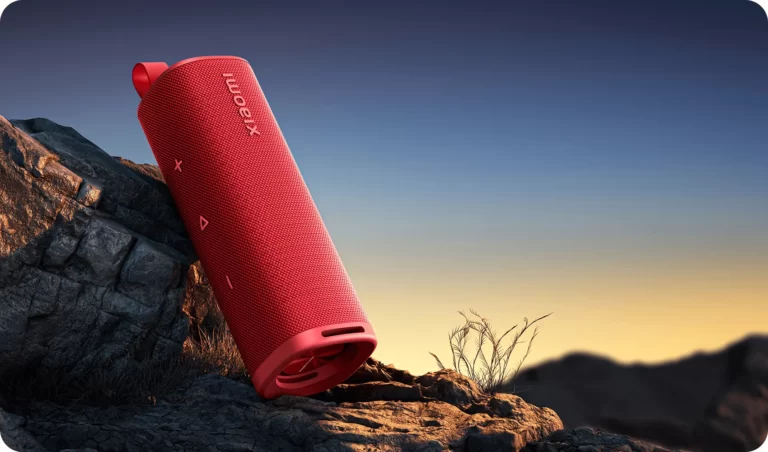 اسپیکر قابل حمل شیائومی مدل Xiaomi sound outdoor قرمز برای استفاده راحت در طبیعت