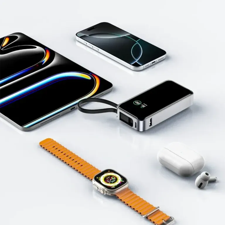 پاوربانک 10000 میلی‌ آمپری گرین لاین دارای دو پورت تایپ c و USB-A