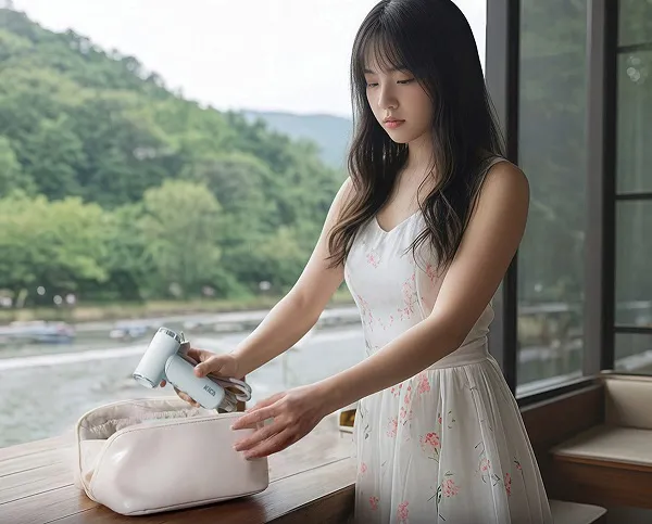 سشوار مسافرتی کیکا مدل Kica Hair Dryer قابل حمل و قرار گرفتن در کیف